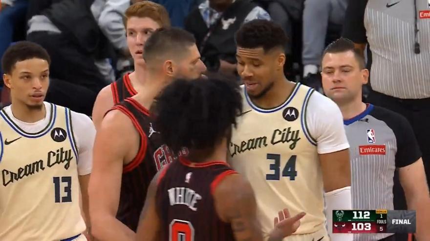 Ένταση στο φινάλε: το κάρφωμα του Αντετοκούνμπο άναψε «φωτιές» στο Μπουλς–Μπακς