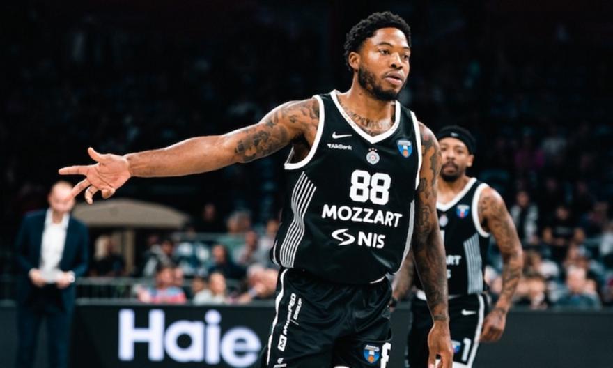 Sport Klub: «Συμφωνία Ολυμπιακού με Τζόουνς - Τυπική διαδικασία η υπογραφή αν λύσει τη συνεργασία του με Παρτίζαν»