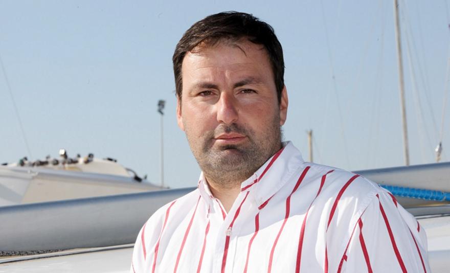 Αγκαλιά με το 26ο συνεχόμενο πανελλήνιο πρωτάθλημα έβαλε ο Αιμίλιος Παπαθανασίου