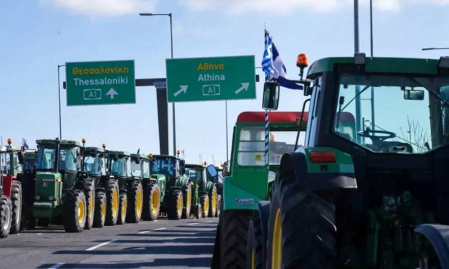 Αγροτικές κινητοποιήσεις: Τρίωρο μπλακ άουτ σήμερα στην εθνική οδό Αθηνών - Θεσσαλονίκης