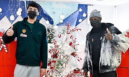 Παναθηναϊκός AKTOR: Μοίρασε δώρα και χαμόγελα σε παιδιά που δίνουν τον δικό τους αγώνα
