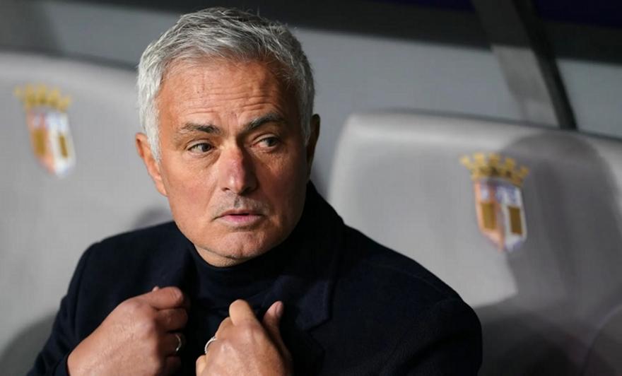 Πούλησε τρέλα μετά το 2-2 ο Μουρίνιο: «Μεγάλη νίκη με 3-2!»