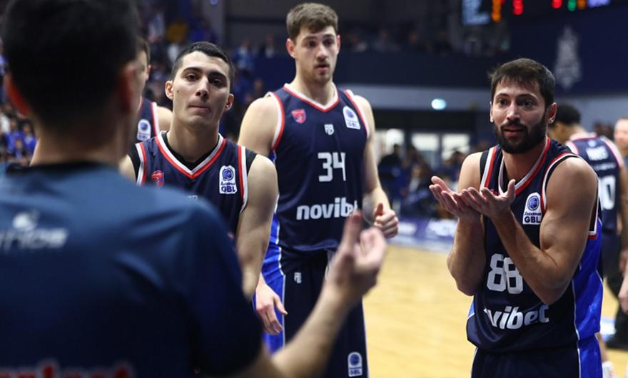 Η έξοδος των «κυανέρυθρων» στη Γαλλία: Μπουργκ-Πανιώνιος