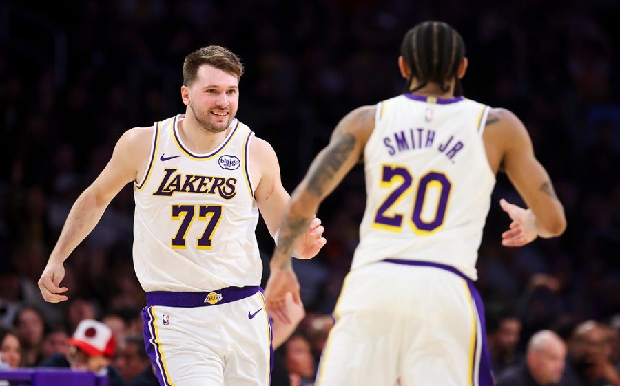 Λέικερς-Πίστονς 