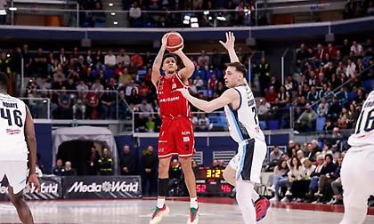 «Καθάρισαν» Αρμάνι, Βίρτους