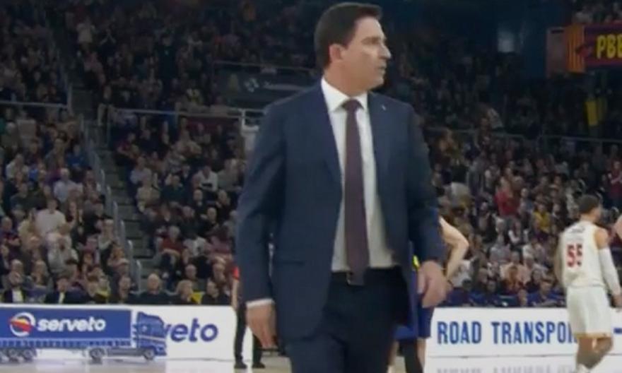 Έξαλλος Πασκουάλ με Τσαρούχα, αποβλήθηκε με δύο τεχνικές ποινές!