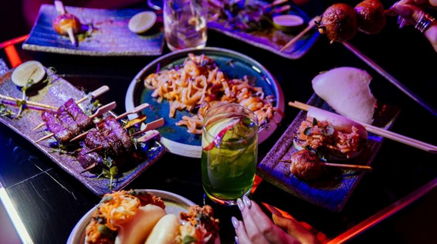 Ghost Sake Bar: Μια speakeasy εμπειρία για έξοδο στην Αθήνα