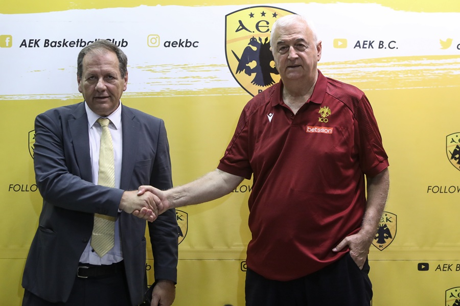 Ρεαλισμός, το καλύτερο δώρο για ΑΕΚ, ΠΑΟΚ και Άρη στο 2026