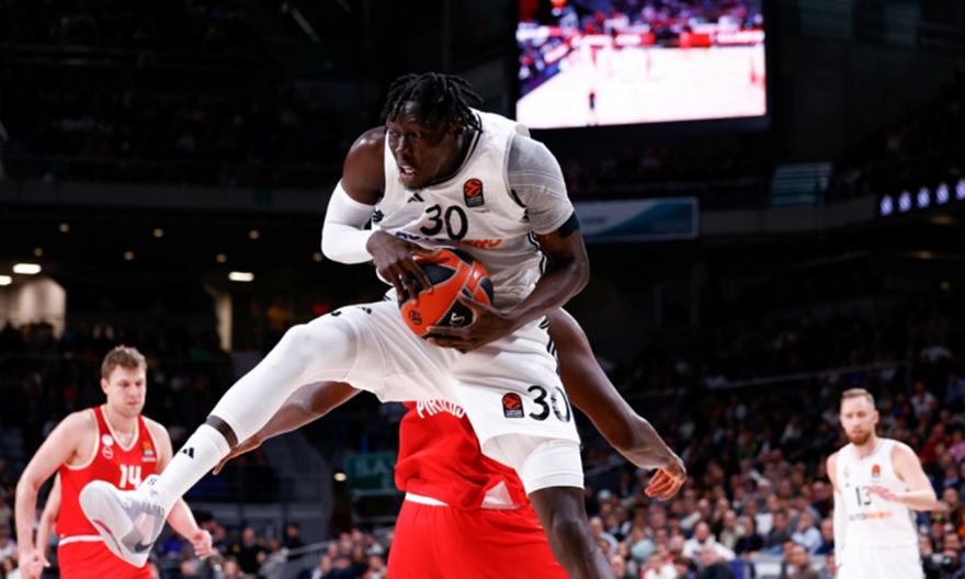 Ελεύθερος από τους Χοκς πρωταθλητής Ευρώπης με τη Ρεάλ Μαδρίτης