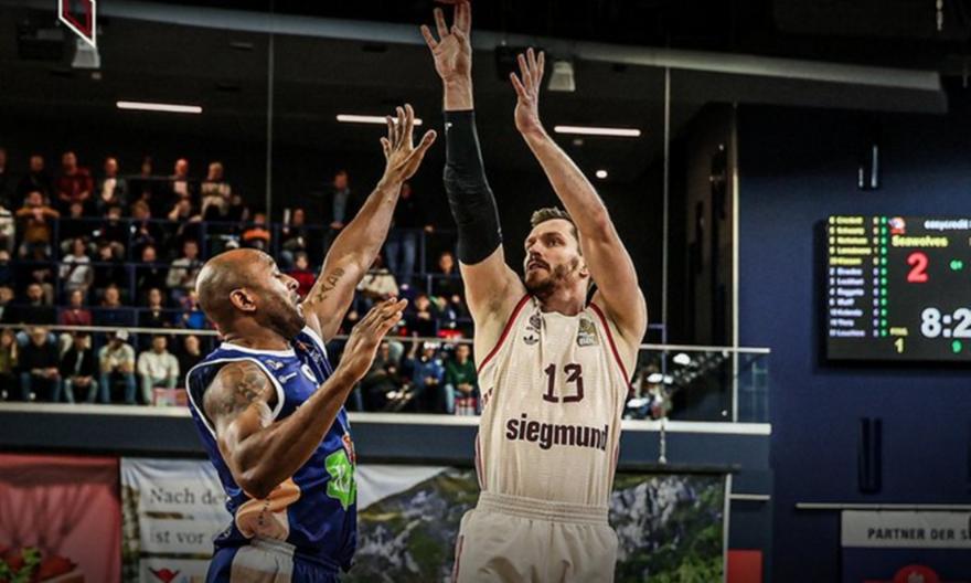 Ο εκπληκτικός Ομπστ οδήγησε την Μπάγερν σε άνετο διπλό στην BBL