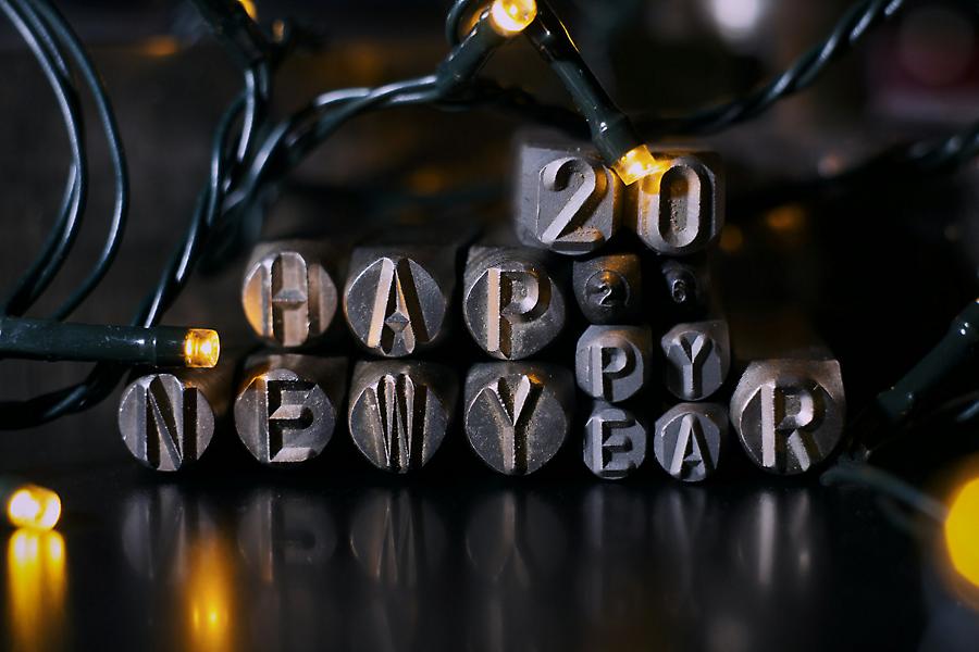 Οι προβλέψεις και οι ευκαιρίες για κάθε ζώδιο το 2026. Τι φέρνει η νέα χρονιά;