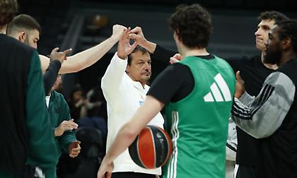 Πετρίδης: «Σημαντικό να έχει διάρκεια και ένταση στην άμυνα ο Παναθηναϊκός»