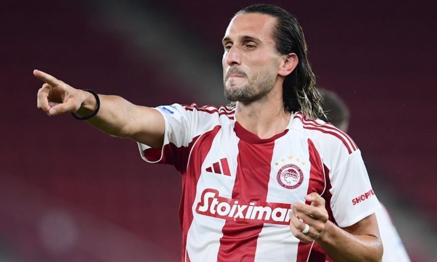 «O Γιαζίτσι σκέφτεται να αποχωρήσει από τον Ολυμπιακό»