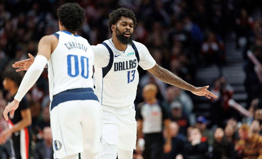 Μάβερικς-Σίξερς