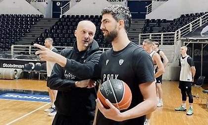 ΠΑΟΚ: Προπονήθηκε κανονικά την Πρωτοχρονιά - «Πρώτη» για Χουγκάζ