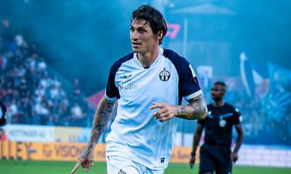 Αποχωρεί από τη Ζυρίχη ο Στίβεν Τσούμπερ