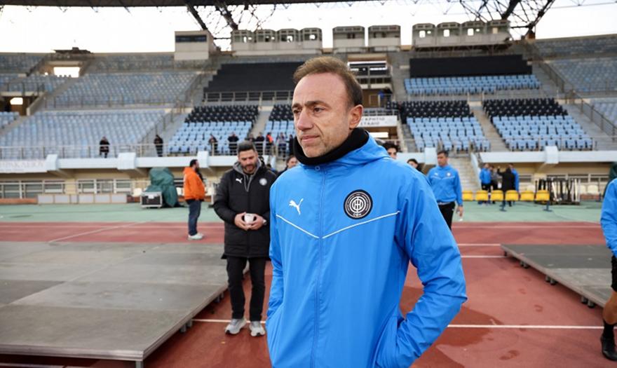 Κόντης: «Πάντα υπάρχει κίνητρο σε αυτά τα ματς - Να κοιτάξουμε στα μάτια τον Ολυμπιακό»