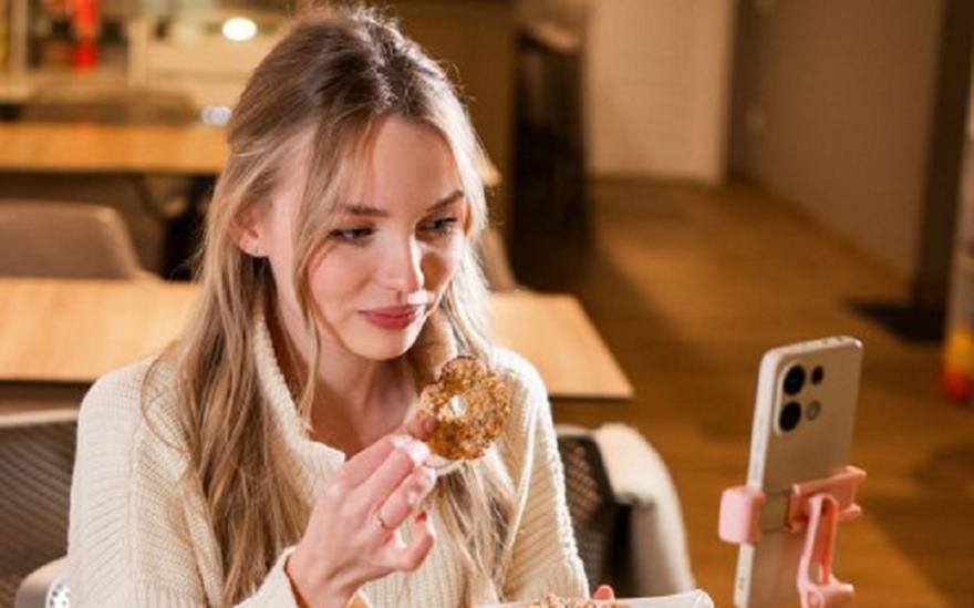 Εστιατόρια και influencers: Μια σχέση ανάγκης, όχι αγάπης