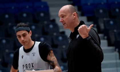 ΠΑΟΚ: Προπονήθηκε στη Μύκονο, έτοιμος για ντεμπούτο ο Χουγκάζ