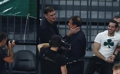 Μπαρτζώκας ball με την άδεια αλλά καμία αυτοκριτική από Αταμάν