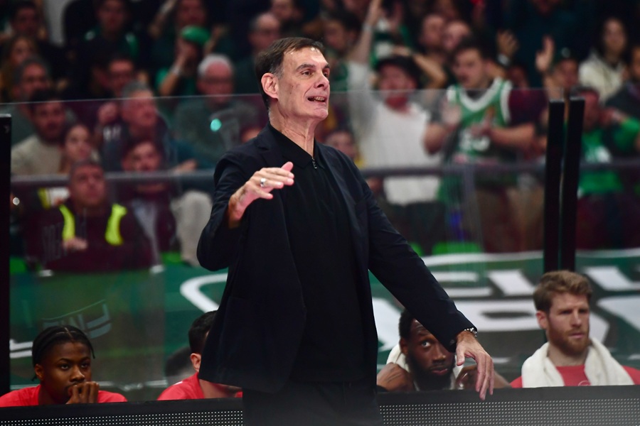 Μπαρτζώκας ball με την άδεια αλλά καμία αυτοκριτική από Αταμάν