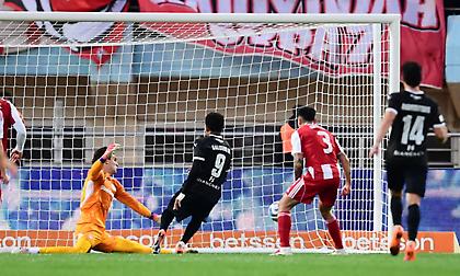 Νικολακόπουλος: «Τρεμπλ ο Ολυμπιακός με 3+3 γκολ, αλλά καλύτερο παίκτη τον Τζολάκη»