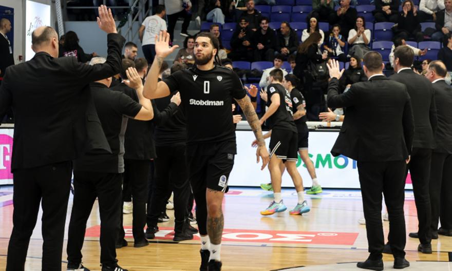 Απρόοπτο για τον ΠΑΟΚ: Ακυρώθηκε η πτήση επιστροφής του από τη Μύκονο λόγω ισχυρών ανέμων