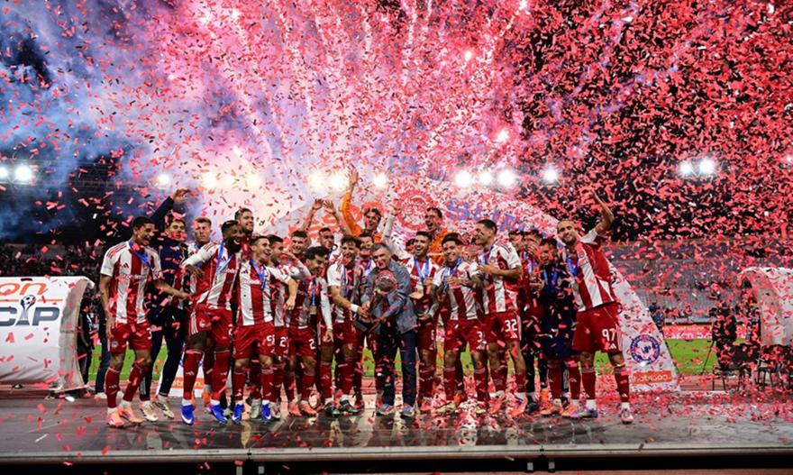 Ό,τι βρει στο διάβα του…