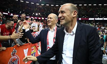 Συγχαρητήρια της ΚΑΕ Ολυμπιακός στην ποδοσφαιρική ομάδα για το Betsson Super Cup