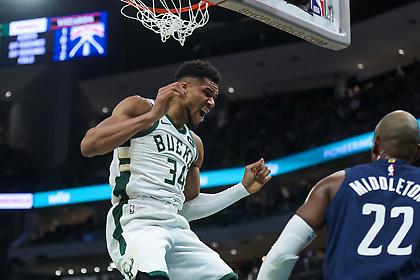 Με κάρφωμα του Γιάννη στο φινάλε, οι Μπακς πήραν τη νίκη στο θρίλερ με τους Χόρνετς