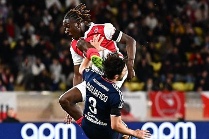 Αυτό πόνεσε πολύ: Το εγκληματικό μαρκάρισμα του Κουλιμπαλί με τις τάπες στον λαιμό του Ταλιαφίκο