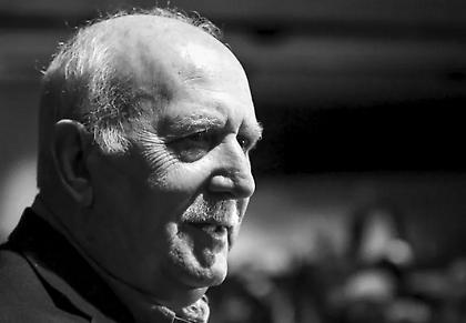 Η ανακοίνωση του Λαϊκού Νοσοκομείου για τον θάνατο του Γιώργου Παπαδάκη