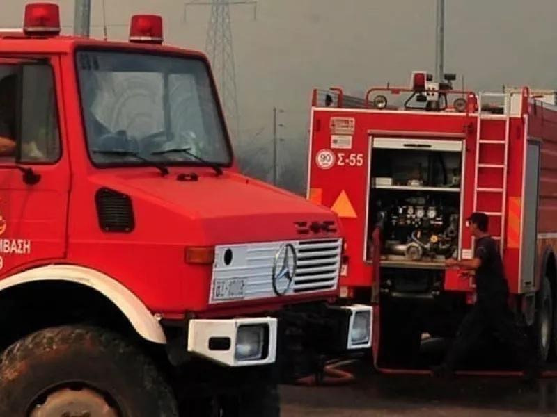 Σε εμπρησμό αποδίδεται η πυρκαγιά σε κατάστημα αισθητικής στη Νέα Σμύρνη