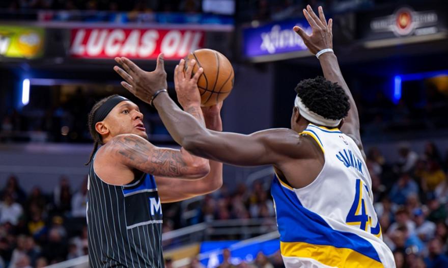 Έδωσαν συνέχεια στον κατήφορο των Πέισερς οι Μάτζικ!