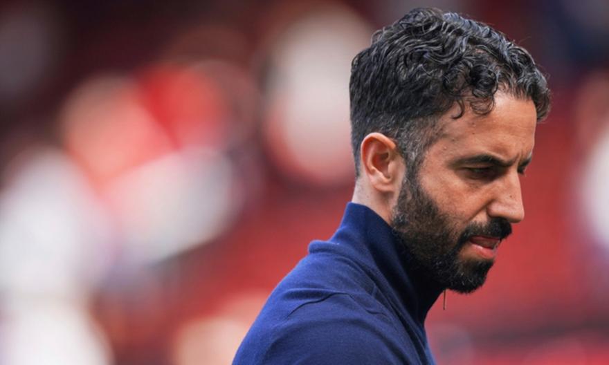 Κράξιμο Κάραγκερ σε Αμορίμ: «Δεν είναι άξιος να βρίσκεται στη Γιουνάιτεντ -Δεν είναι αρκετά καλός για ομάδα της Πρέμιερ»