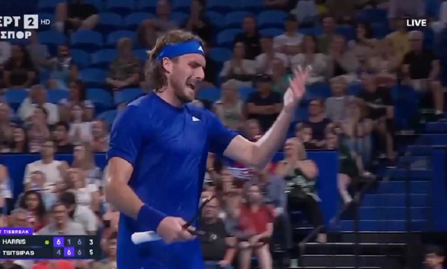 Νέα… καμώματα από Τσιτσιπά: Το «άντε γαμ@@@@» στη ρακέτα και ο εκνευρισμός με τον πατέρα του