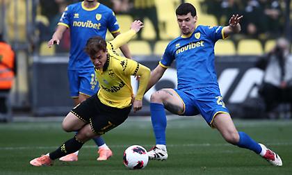 Η αναμέτρηση στο «Βικελίδης» για τα playoffs του Κυπέλλου: Άρης-Παναιτωλικός 2-0