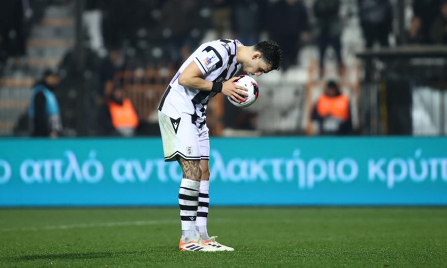 Η φάση στην Τούμπα που θύμισε... Άλβαρες: Το πέναλτι του Μιχαηλίδη που επαναλήφθηκε λόγω διπλής επαφής του με την μπάλα