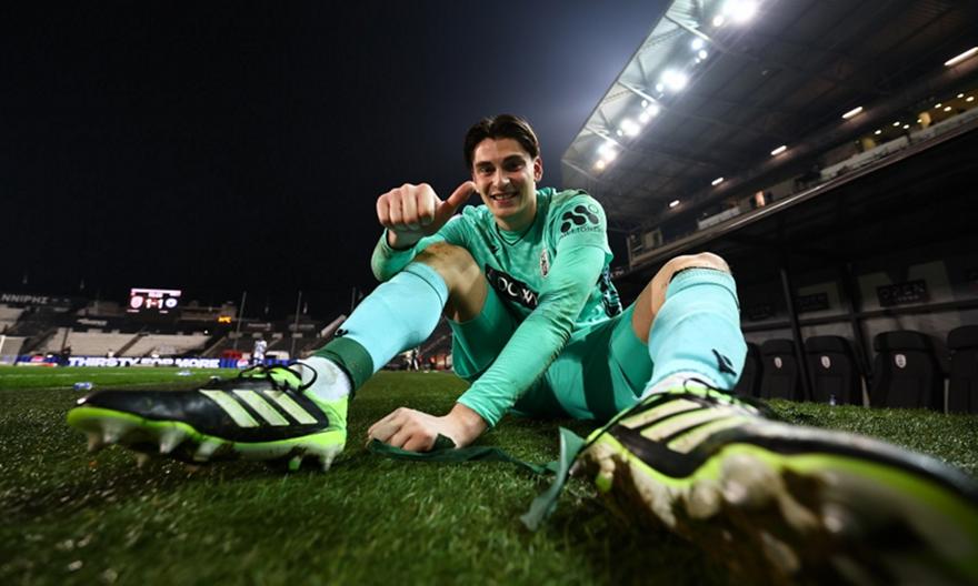 Μοναστηρλής: «Ο πατέρας μου ήταν στα κάγκελα και κλαίγαμε μαζί - Ήμουν 1000% σίγουρος ότι θα βγάλω το πέναλτι»