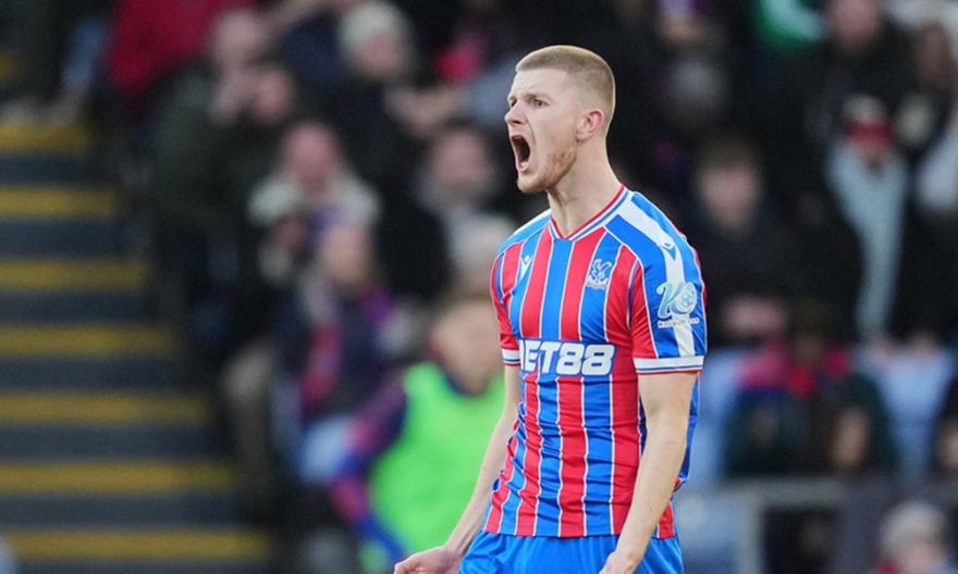 Στο κόλπο για τον Άνταμ Γουόρτον η Ρεάλ Μαδρίτης