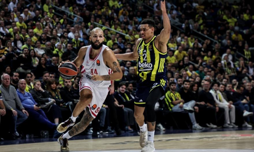 Κούραση και κακή… τύχη λύγισαν τον Ολυμπιακό στην Πόλη