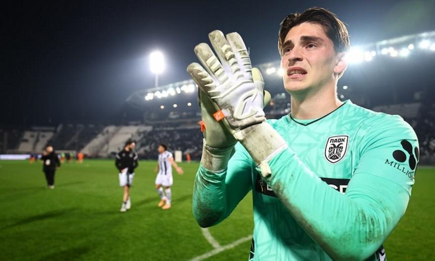 Ο Μοναστηρλής πανηγύρισε δακρυσμένος μετά τα κατορθώματά του στο ΠΑΟΚ-Ατρόμητος!