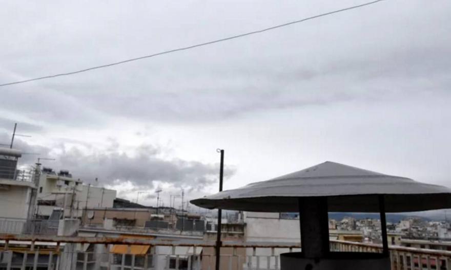 Καιρός: Ισχυρές καταιγίδες, θυελλώδεις άνεμοι και πτώση θερμοκρασίας