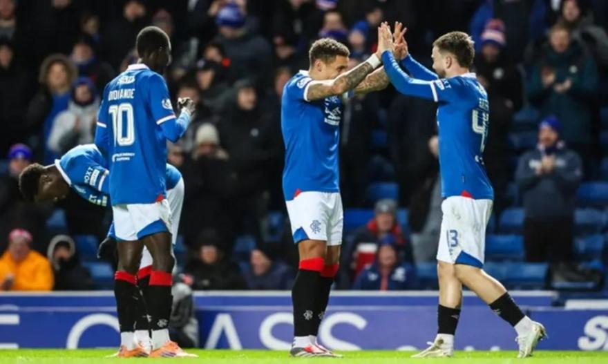 «Καθάρισε» την Αμπερντίν κι απειλεί για κορυφή η Ρέιντζερς