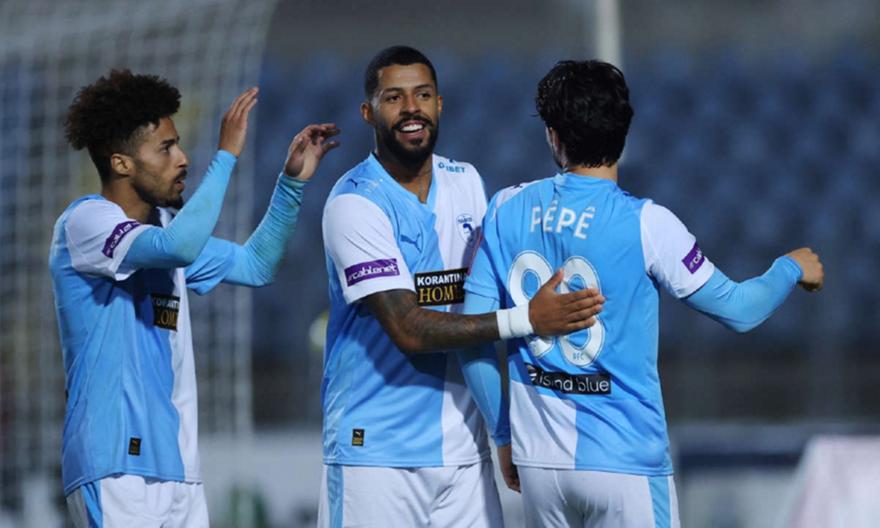 Αγχωτική πρόκριση στα προημιτελικά του Κυπέλλου για Πάφο και ΑΠΟΕΛ