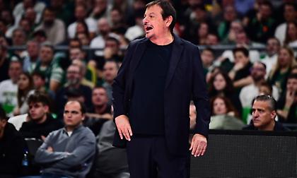 Απίστευτο λάθος των διαιτητών: Φάουλ στον Γκραντ μετά από γλίστρημα του Έντουαρντς και… τεχνική ποινή στον Αταμάν!