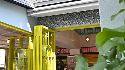 Etien Pizza Bar: Για Ναπολιτάνικη πίτσα με ελληνικές πινελιές στη Βούλα