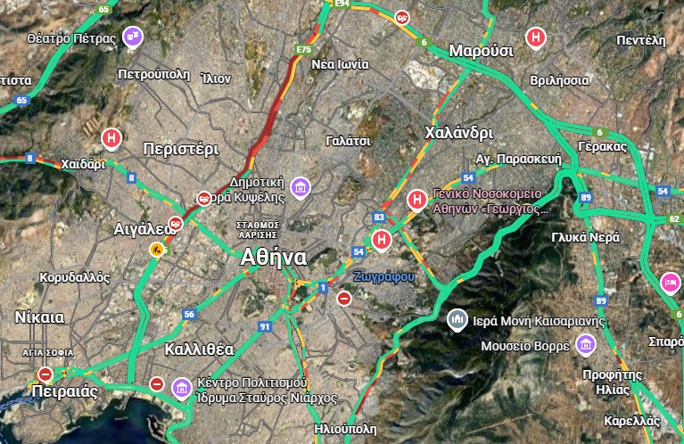 Δυσχέρεια στην κυκλοφορία στη Λεωφόρο Κηφισού λόγω τροχαίου