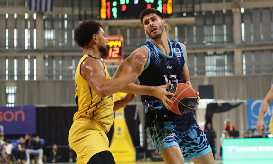 Ο Κολοσσός ανακοίνωσε τη λύση της συνεργασίας του με τον Καμαριανό