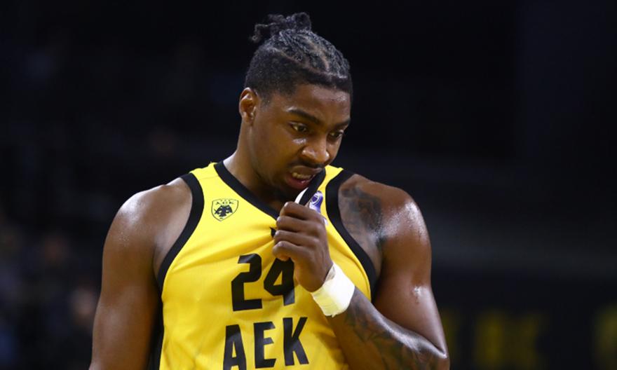 Πρόστιμα από τον ΕΣΑΚΕ για υβριστικά συνθήματα σε ΑΕΚ, Άρη και Ηρακλή